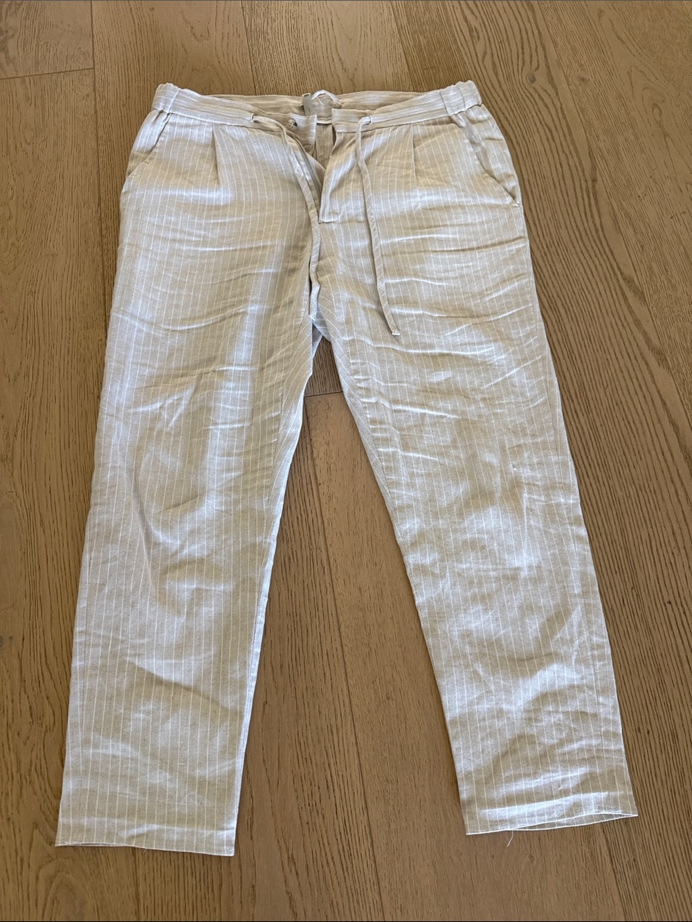Suitsupply Light Beige Striped Drawstring Pants. All season pant
